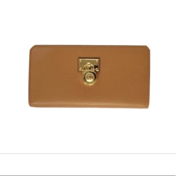 ✨HP✨Michael Kors wallet - Picture 1 of 1